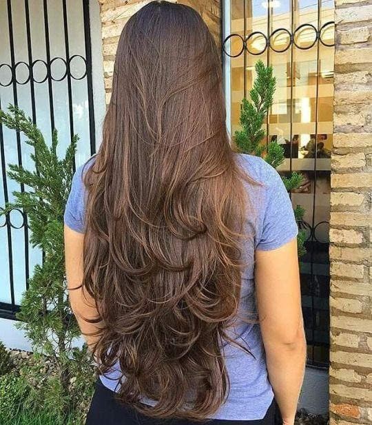 Cheveux longs dégradés à 3 niveaux