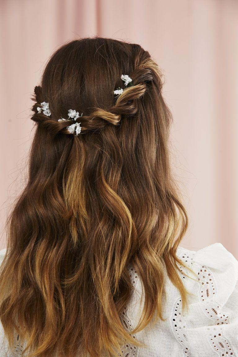 Coiffure romantique pour les filles