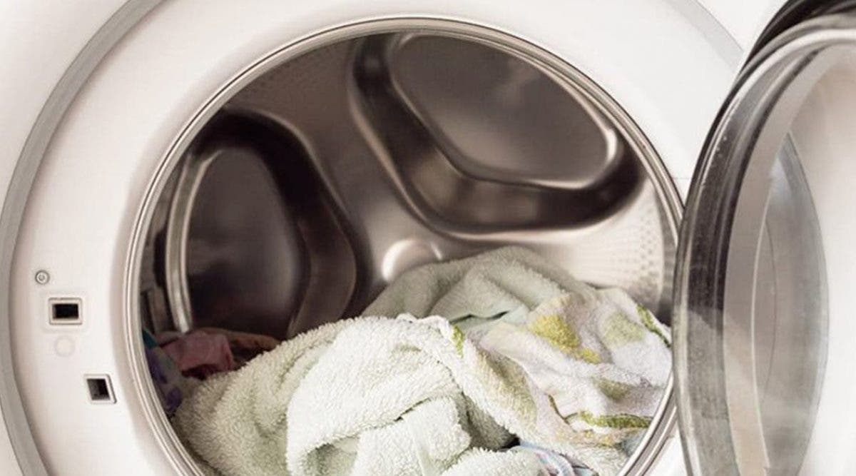 8-astuces-de-grands-meres-efficaces-avec-du-vinaigre-blanc-pour-entretenir-le-linge