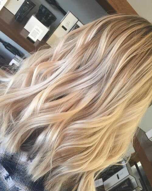 Balayage blond platine