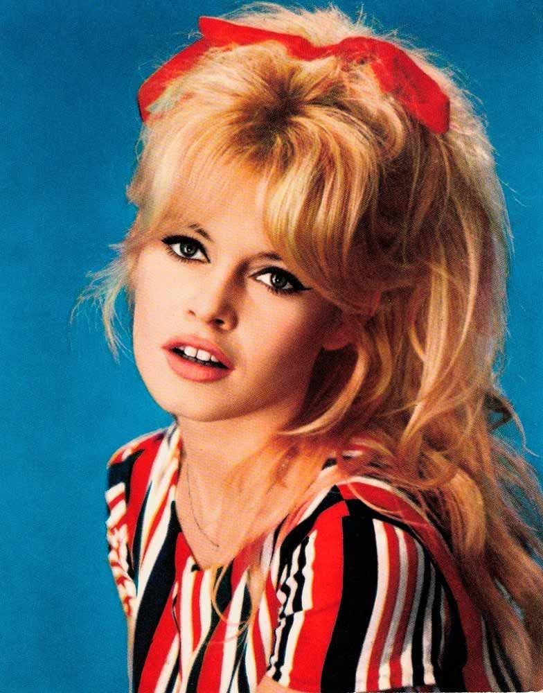 Brigitte Bardot, icône de mode et de féminité