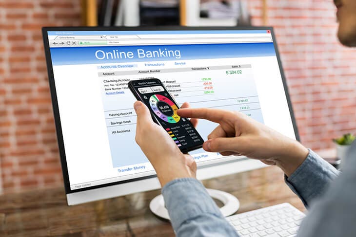 Checker le compte bancaire en ligne 