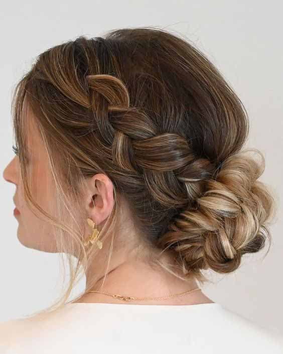 Chignon bas tressé