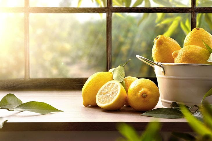 Limoni che ammuffiscono, l'infallibile trucco per evitarlo e mantenerli  sempre freschi
