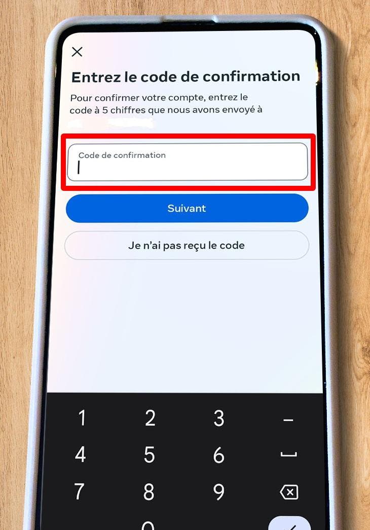 Page de confirmation du code envoyé par facebook