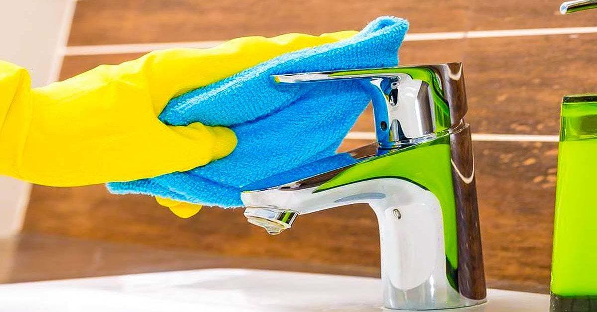 5 étapes pour nettoyer votre salle de bain