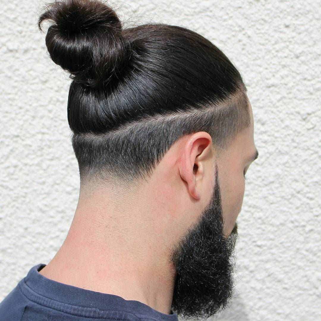 Coupe Taper avec un chignon