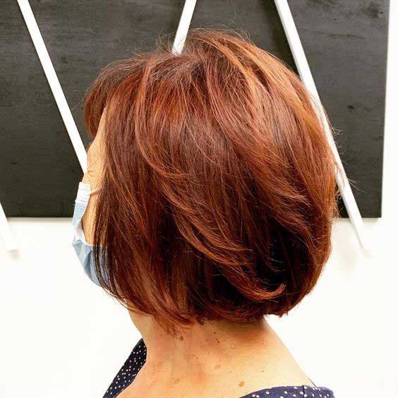 Coupe de cheveux auburn