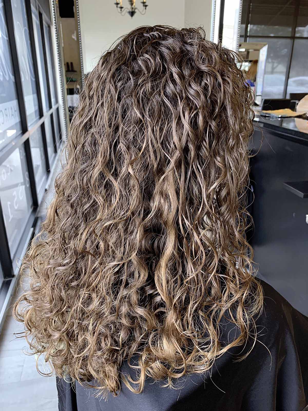 Coupe dégradé sur cheveux longs_