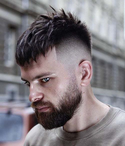 Coupe texturée avec barbe