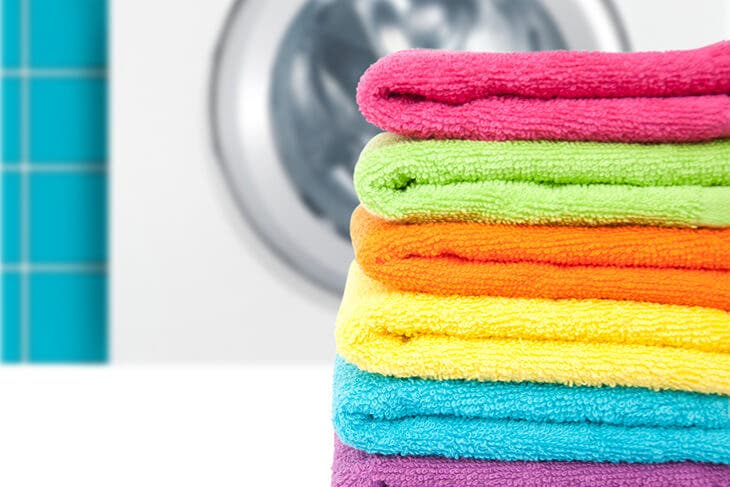 Des serviettes colorées 