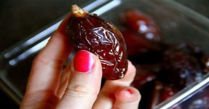 She eats 2 dates a day, which happens to her is incredible