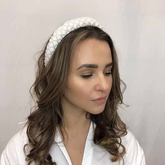 Headband sur cheveux lâchés