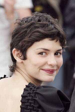 La comédienne Audrey Tautou arborant la coupe pixie