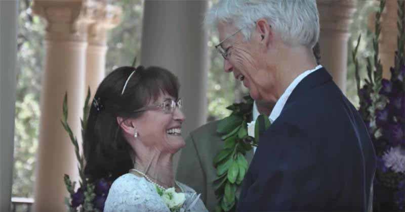 Le couple se marie 50 ans plus tard