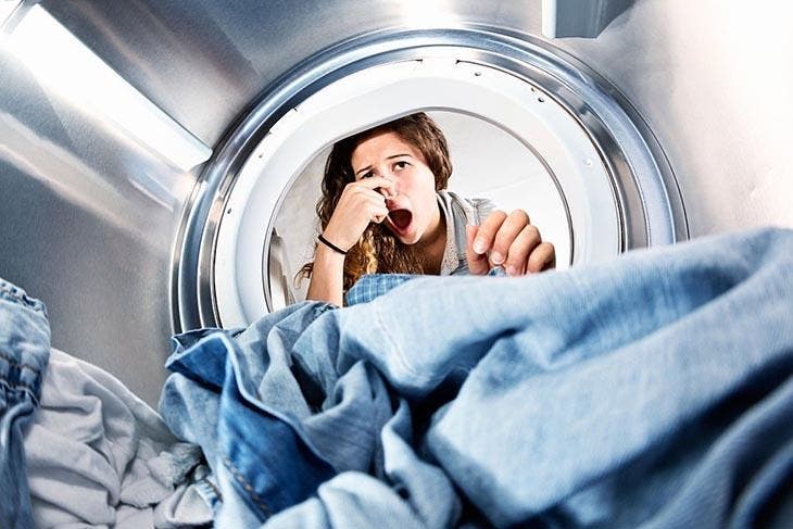 Mauvaise odeur dans la machine à laver