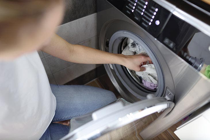 Cette astuce qui permet de sécher son linge plus rapidement avec une  fonctionnalité de votre machine à laver : Femme Actuelle Le MAG