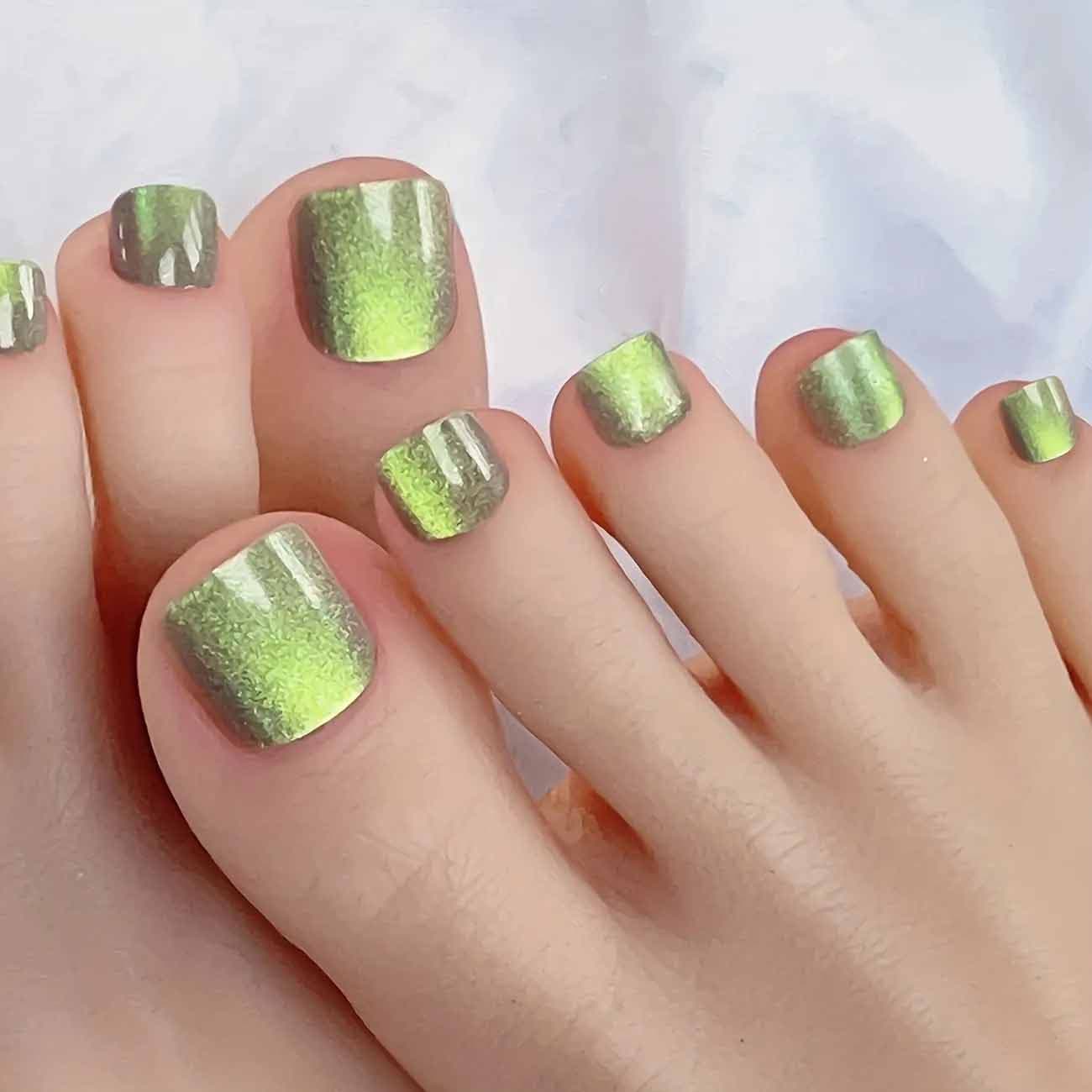 Nail art des pieds avec effet dégradé1