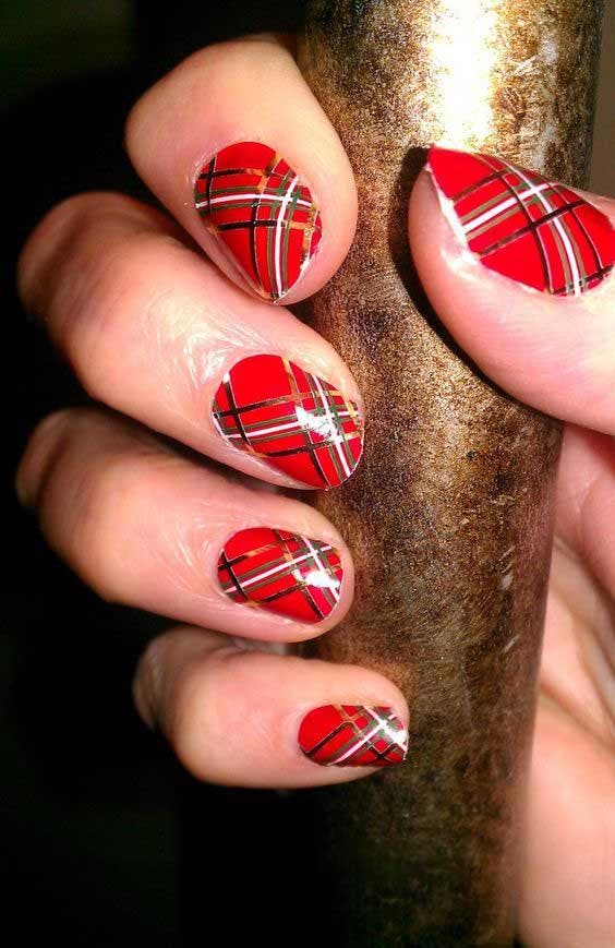 Nail art imprimé tartan