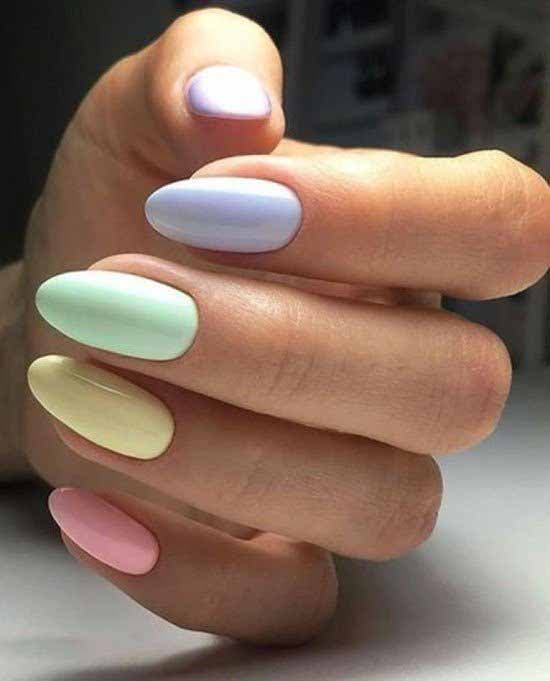 Ongles pastels multicolores