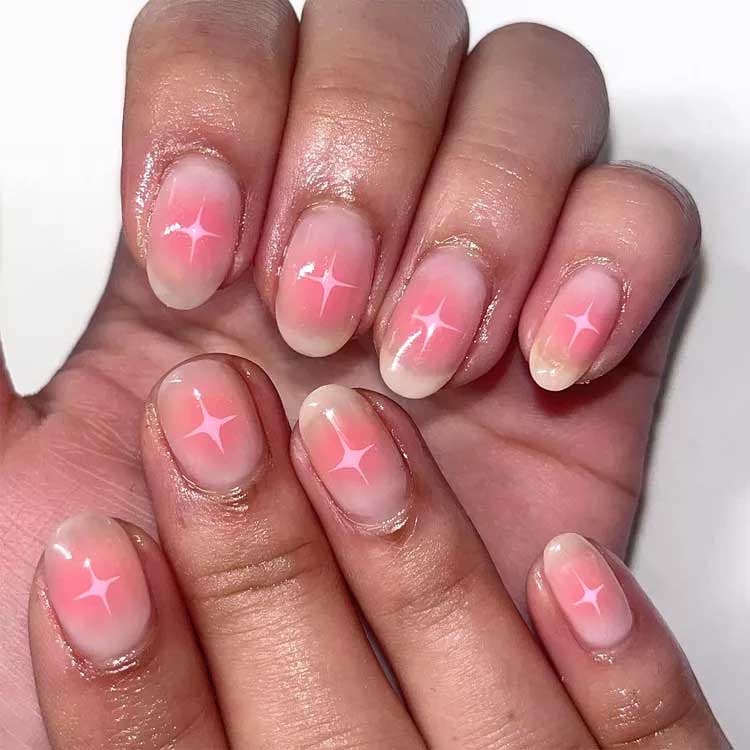 Le blush nails
