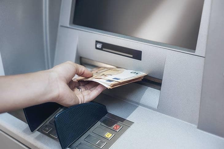 Withdrawal of money from the ATM