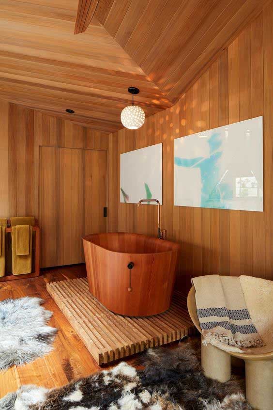 Salle de bain avec esprit « cabin-core »