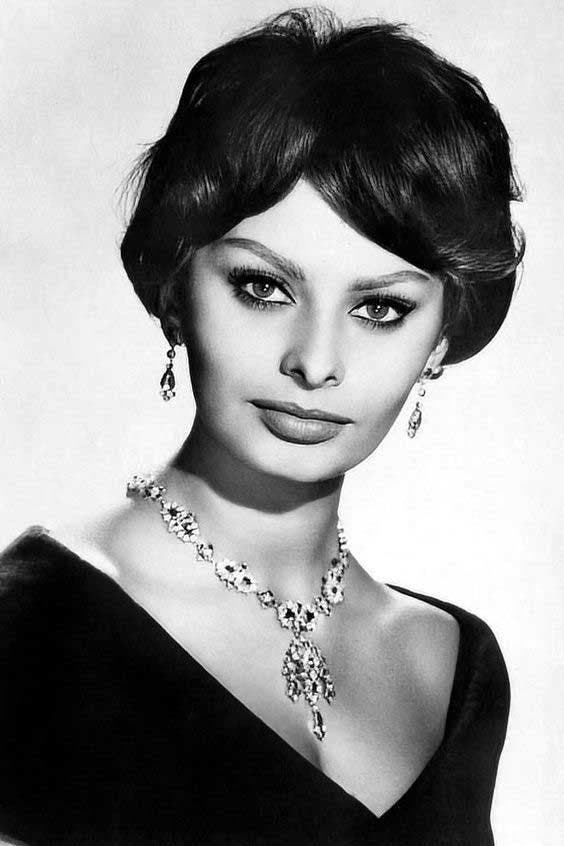 Sophia Loren et sa coupe de cheveux courte