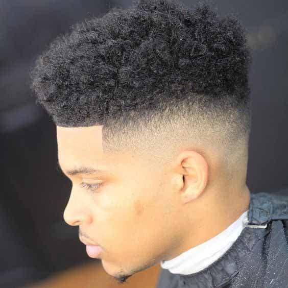 Taper sur cheveux afro mi-longs1