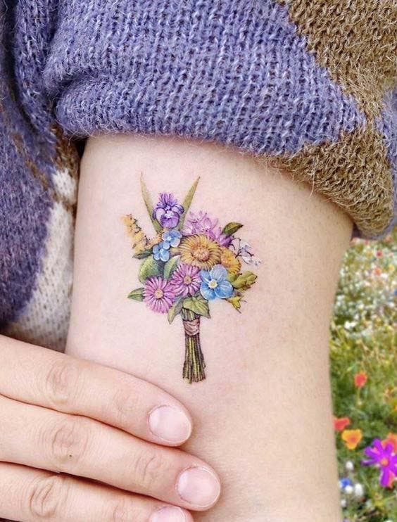 Tatouage bouquet de fleurs