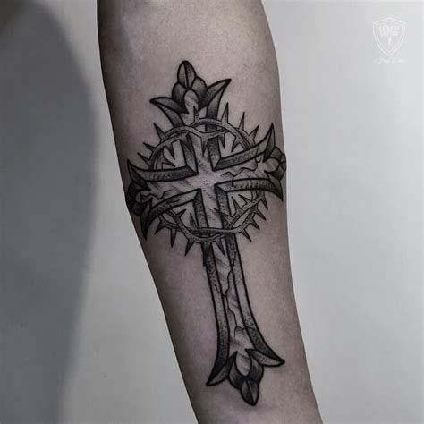 Tatouage “croix”