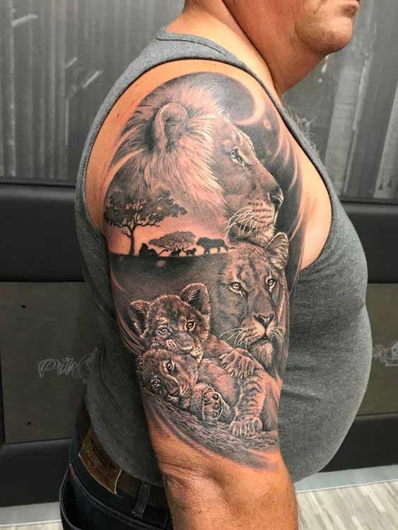 Tatouage de lions pour symboliser le lien puissant de la famille