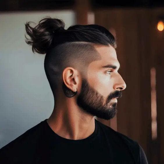 Top-knot avec un dégradé haut