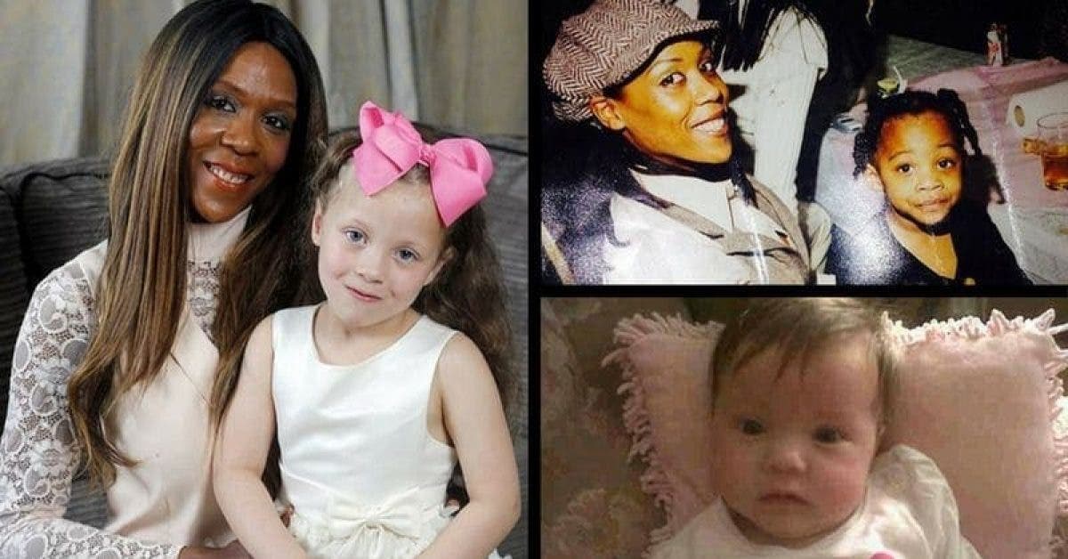 Une Mere Noire Donne Naissance A Un Bebe Blanc Avec Des Yeux Bleus