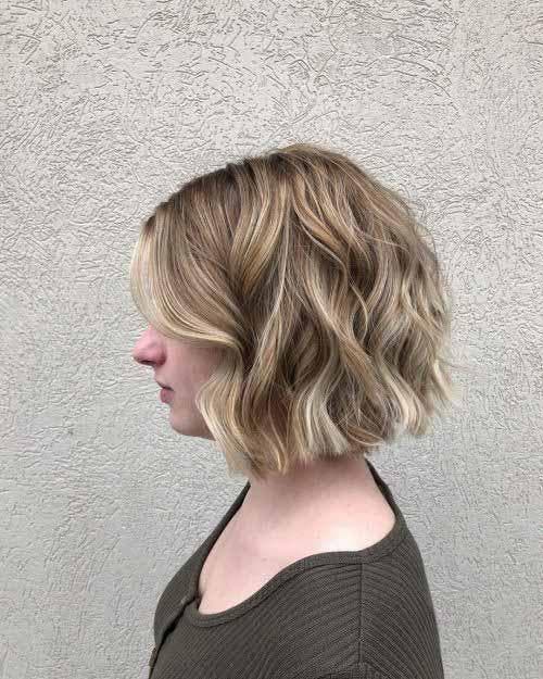 Wavy bob