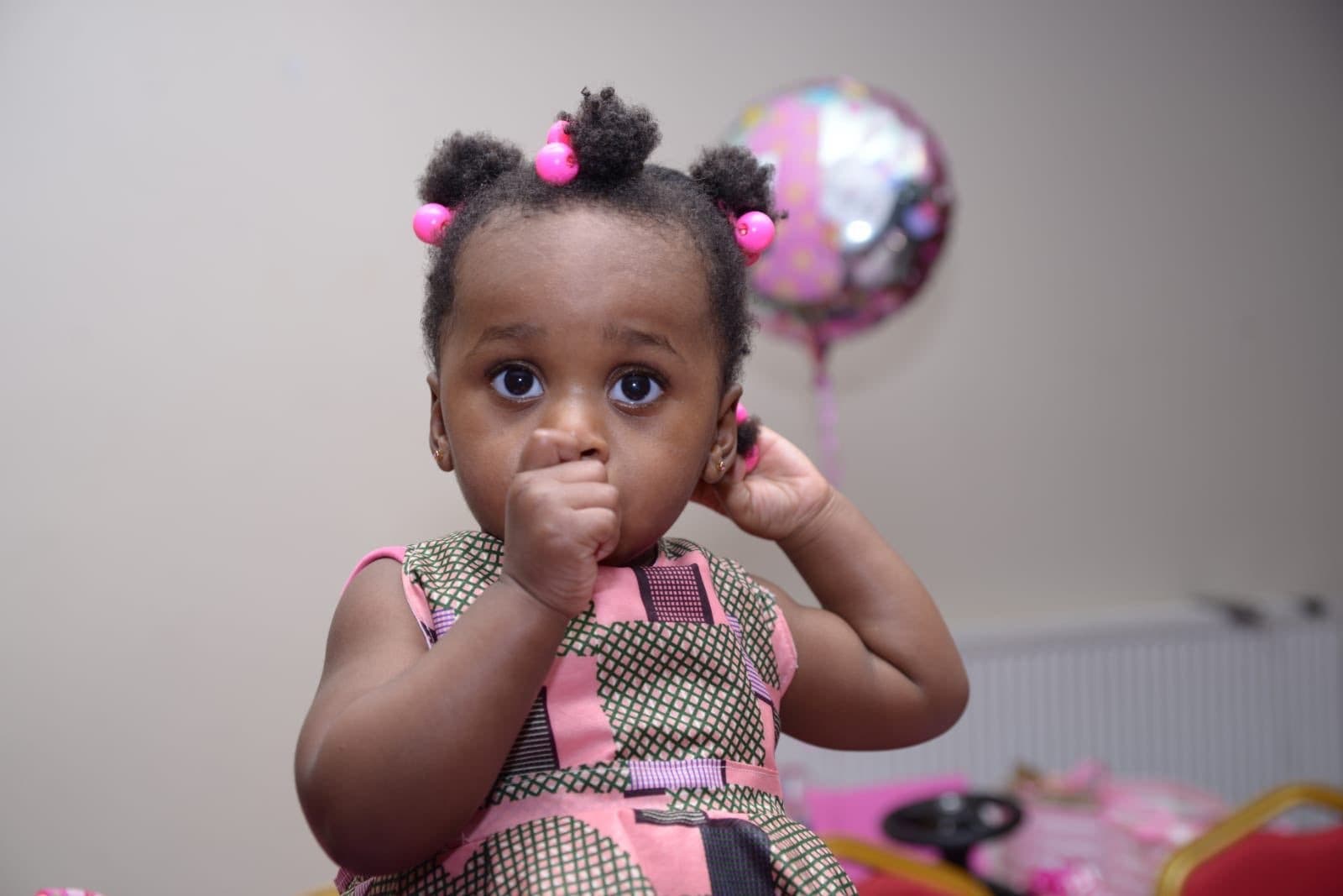 Cette maman a laissé son bébé mourir de faim après l’avoir abandonné seul à la maison pendant 6 jours