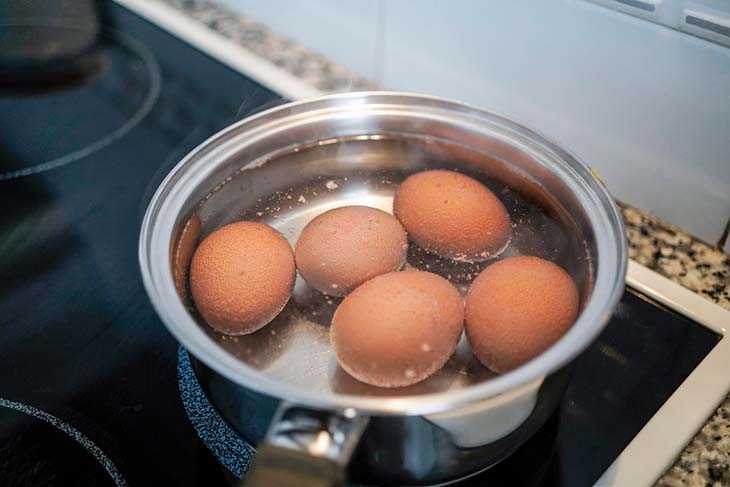 Bouillir les œufs – source : spm