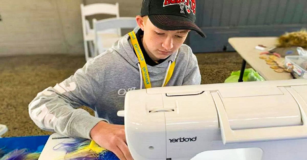 Campbell Remess : L’Enfant qui réchauffe les cœurs avec ses oursons de peluche