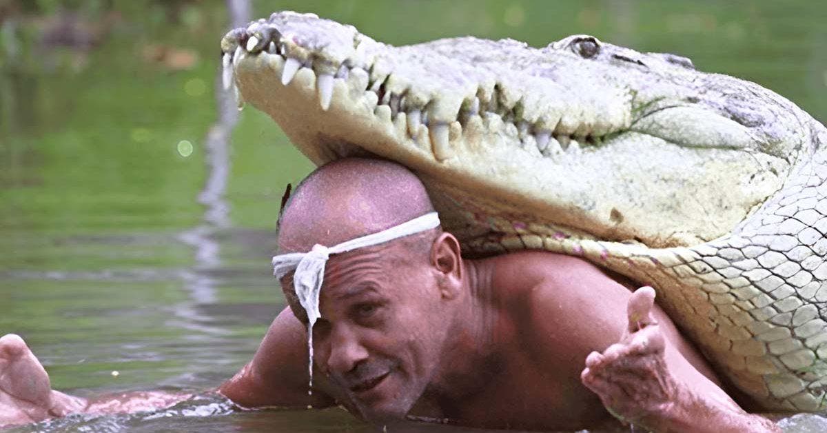 Il sauve un crocodile mourant et devient son meilleur ami depuis plus de 20 ans