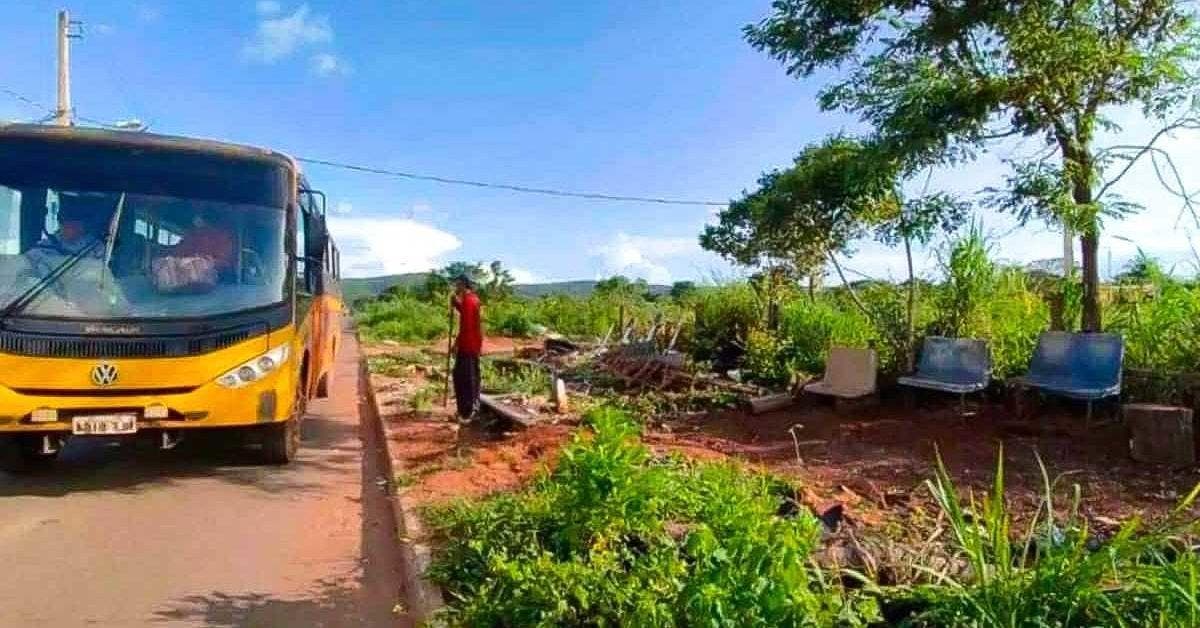 Innovation communautaire à Brasilândia de Minas, Brésil : Un arrêt de bus pour la sécurité des enfants