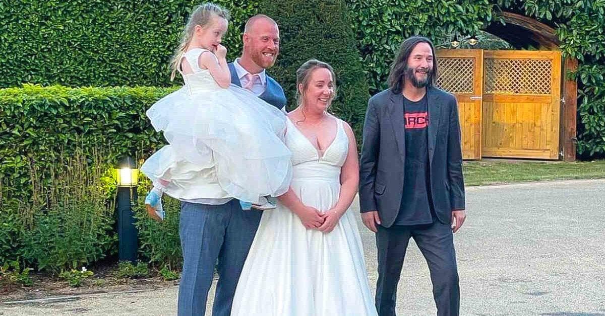 Keanu Reeves Fait une Surprise Mémorable à un Mariage