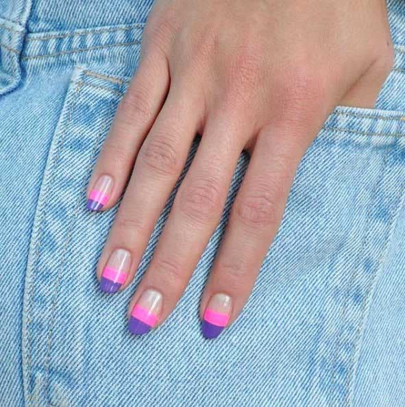 Lignes colorées sur fond de vernis à ongles transparent