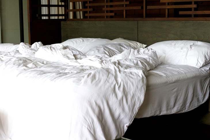 Un lit en désordre – spm