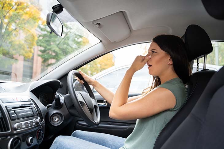 Enlevez les mauvaises odeurs de sa voiture avec du bicarbonate de soude - source : spm