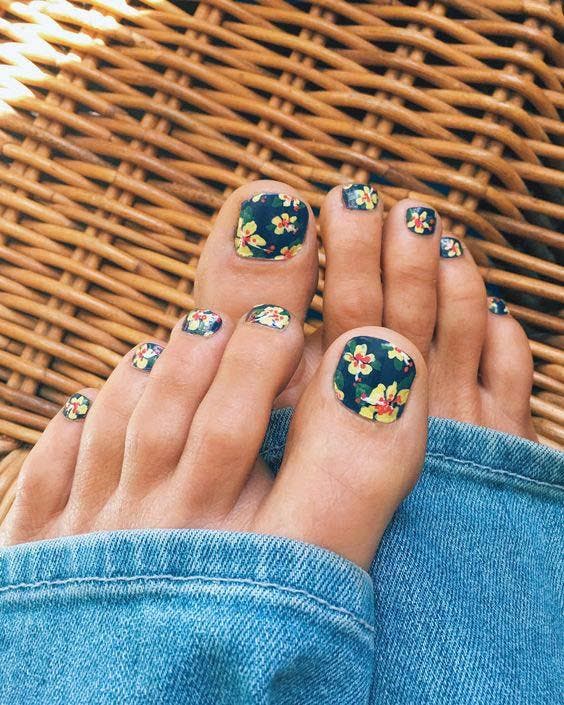 Ongles nail art fleurs 