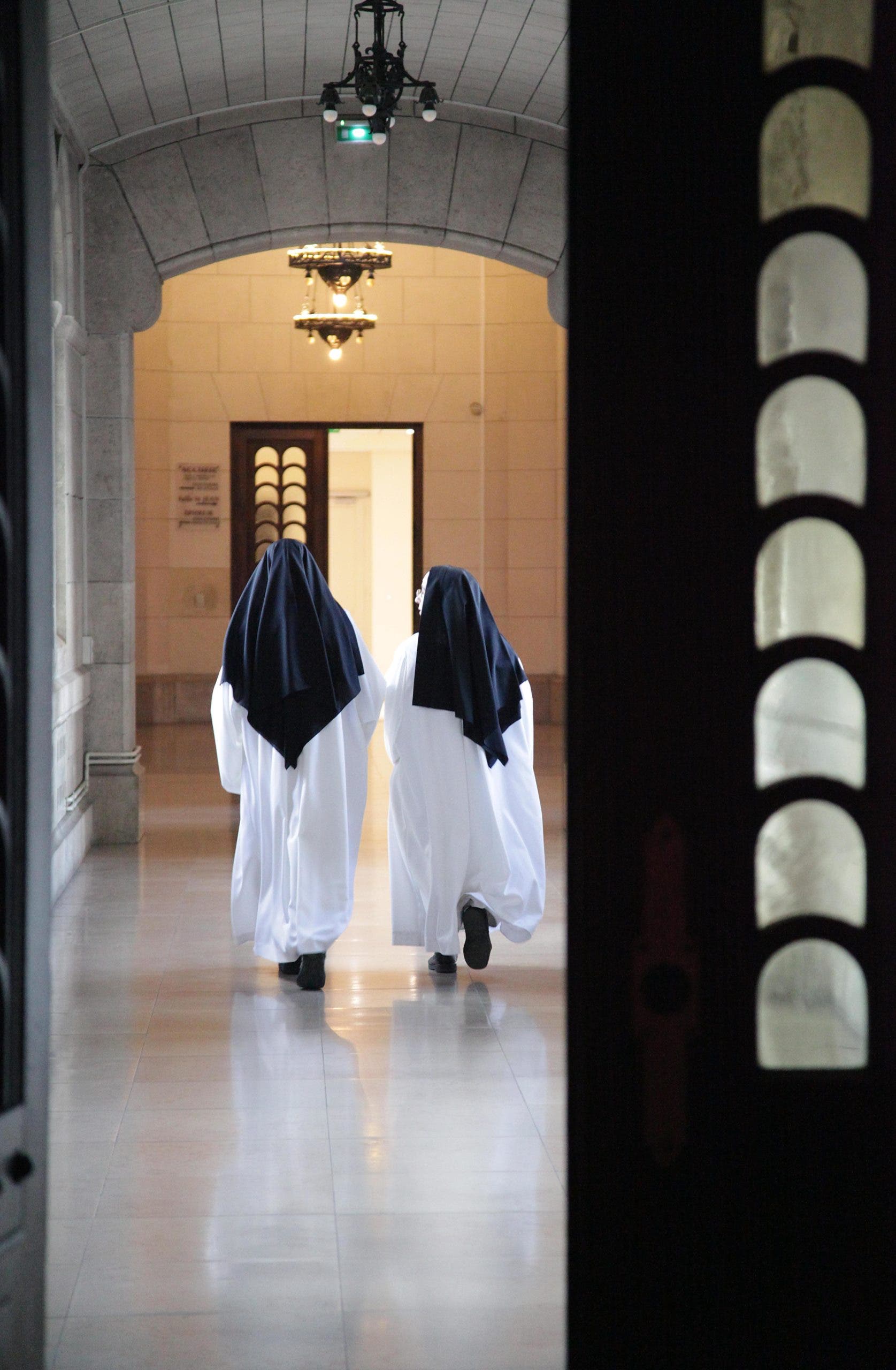 Deux nonnes italiennes reviennent enceintes de leur mission en Afrique