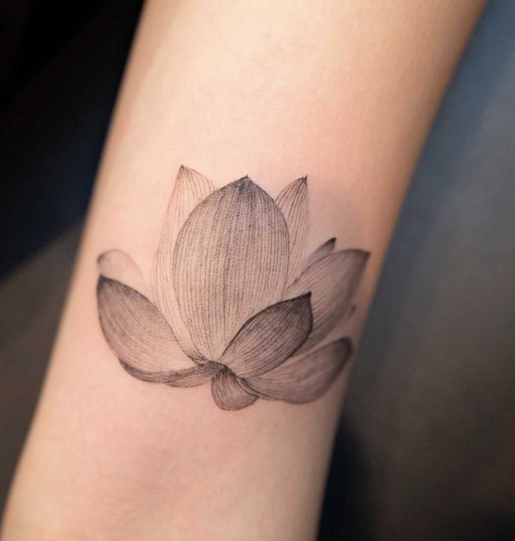 Tatouage de fleur de lotus