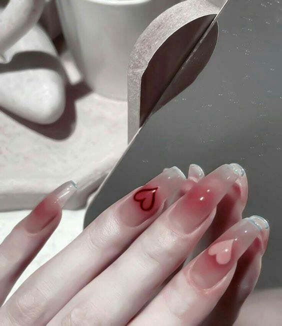 Manucure « blush nails » 