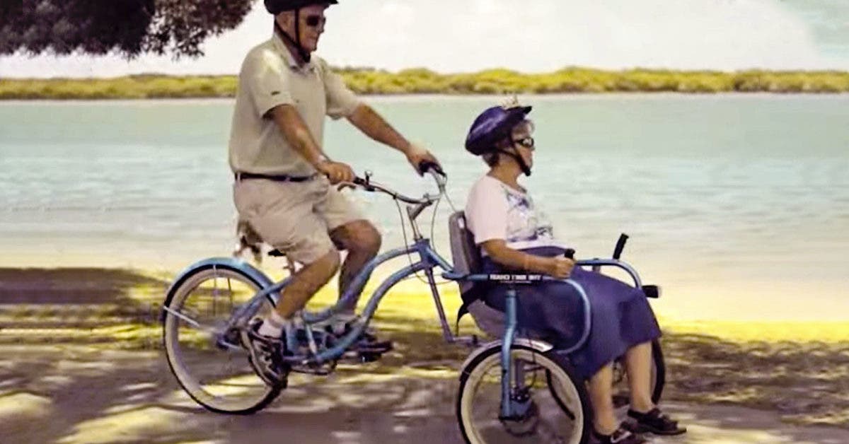 Un mari crée un vélo-fauteuil pour promener sa femme atteinte d'Alzheimer