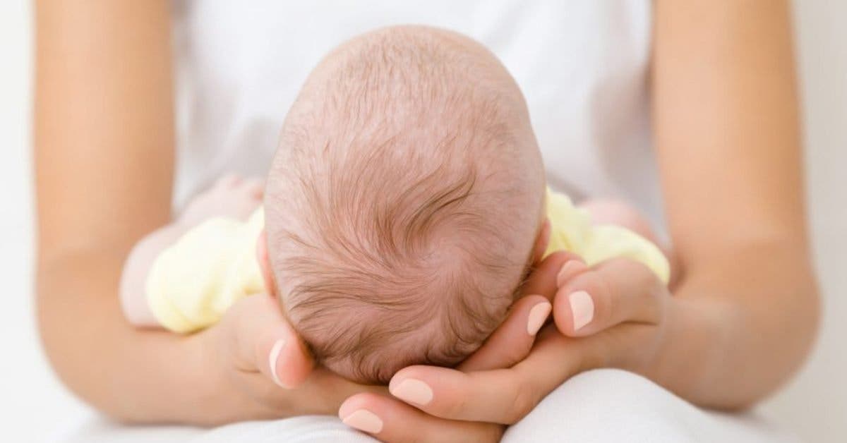 Une Femme Donne Naissance A Un Bebe Cyclope Avec Un Seul œil